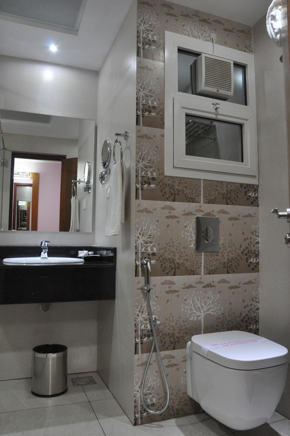 Jyothis Residency Hotel Kolluru Luaran gambar