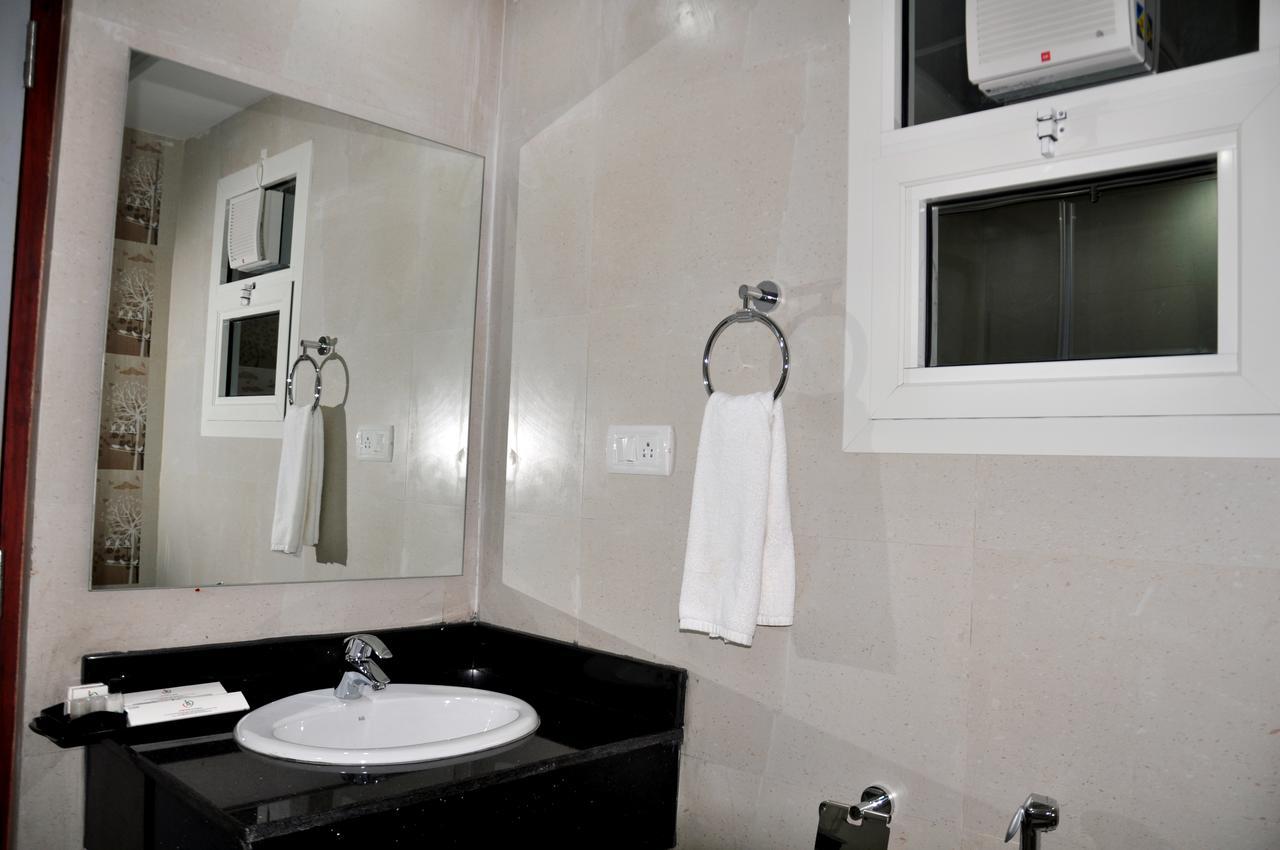 Jyothis Residency Hotel Kolluru Luaran gambar